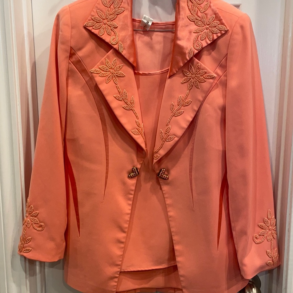 Women’s Suit